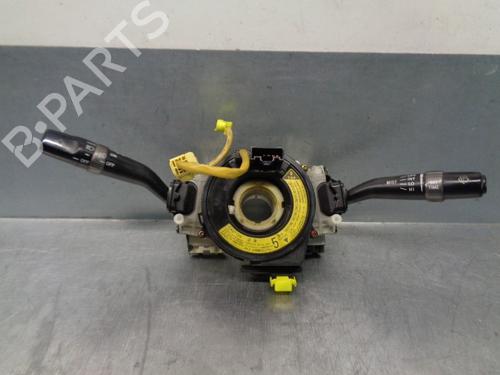 Forlygtekontakt LEXUS IS I (_E1_) 200 (GXE10) (155 hp) 11367117