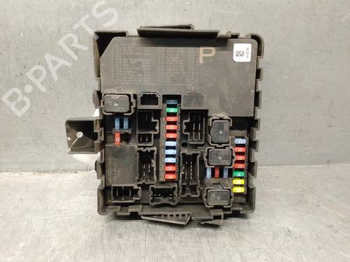Used Fuse box Fuse box NISSAN NAVARA NP300 (D40) 2.5 dCi 4WD (144 hp) 33403824 33403824