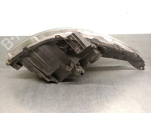 Left headlight PEUGEOT 5008 (0U_, 0E_) 2.0 HDi 150 / BlueHDi 150 | BP29835020C28
