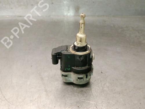 Used Headlight adjuster motor Headlight adjuster motor VW AMAROK (T1A, T1B) 3.0 TDI 4motion (241 hp) 34554910 34554910