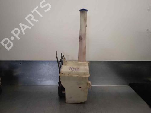 Used Windscreen washer tank KIA CARENS II MPV (FJ) 2.0 CRDi (113 hp) 10040827