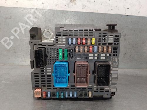Used Fuse box Fuse box CITROËN C4 Grand Picasso II (DA_, DE_) 1.6 THP 165 (165 hp) 39890675 39890675