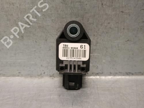 Used Electronic module TOYOTA AVENSIS Saloon (_T27_) 2.0 D-4D (WWT271_) (143 hp) 30614543