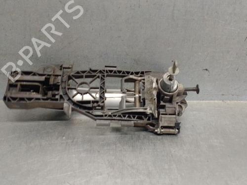 Front left exterior door handle VW PASSAT B6 (3C2) 2.0 TDI 16V | BP30168767C128