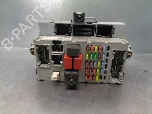 Used Fuse box FIAT PUNTO (188_) 1.2 60 (188.030, .050, .130, .150, .230, .250) (60 hp) 13939022