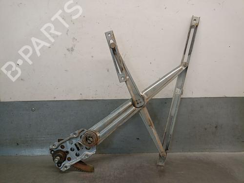 Used Front left window mechanism Front left window mechanism SUZUKI SAMURAI Closed Off-Road Vehicle (SJ_) 1.9 D All-wheel Drive (64 hp) 33933185 33933185