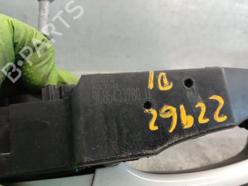 Front left exterior door handle CITROËN C4 Picasso II 1.2 THP 130 | BP27697719C128 