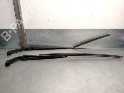 Front windshield wiper arm NISSAN MICRA V (K14) 0.9 IG-T | BP25715994C143 