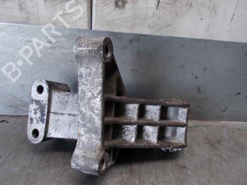 Used Engine mount FIAT BRAVA (182_) 1.4 12 V (182.BA) (80 hp) 8762587