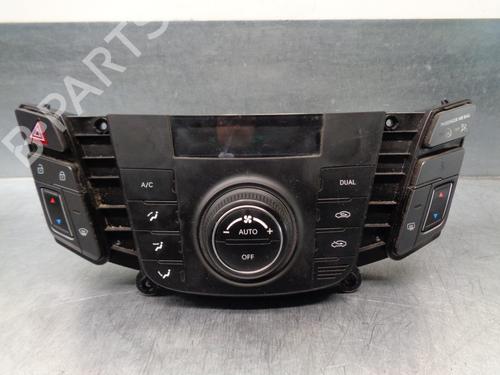 Used Climate control Climate control 8629545 8629545