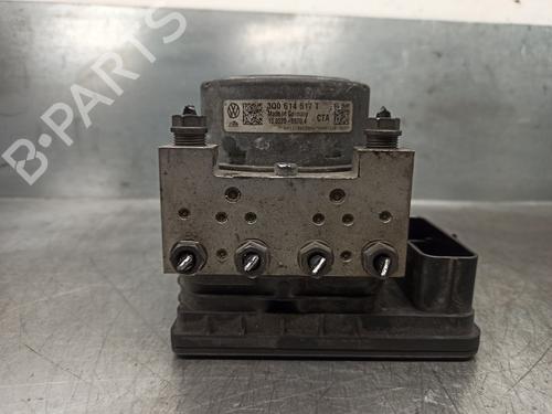 Used ABS pump SEAT LEON ST (5F8) 1.6 TDI (110 hp) 17812365