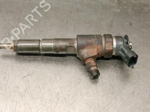 Spreder / Dyse PEUGEOT 206 Hatchback (2A/C) 1.4 HDi eco 70 (68 hp) 31052457