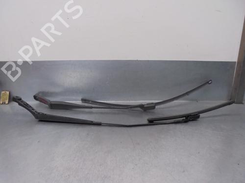 Bras d'essuie-glace avant NISSAN PULSAR Hatchback (C13) 1.5 dCi (110 hp) 15944747