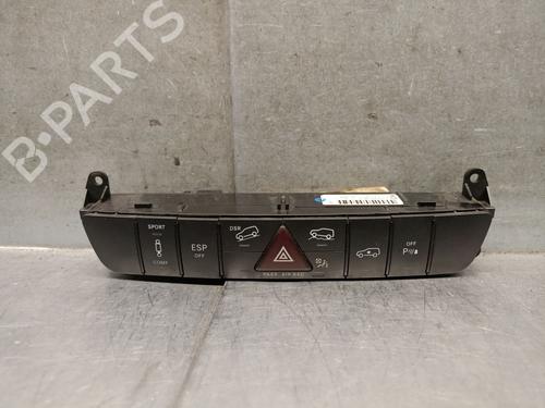 Used Warning switch Warning switch MERCEDES-BENZ M-CLASS (W164) ML 320 CDI 4-matic (164.122) (224 hp) 39654819 39654819