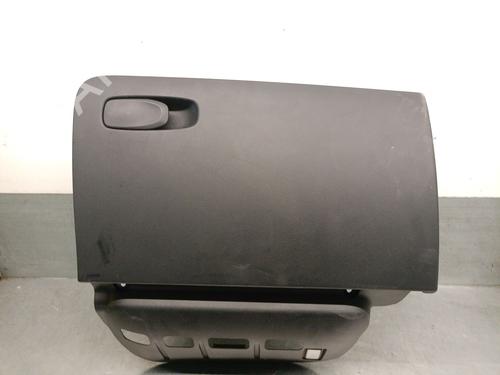 Used Glove box VOLVO XC40 (536) D4 AWD (190 hp) 29921315
