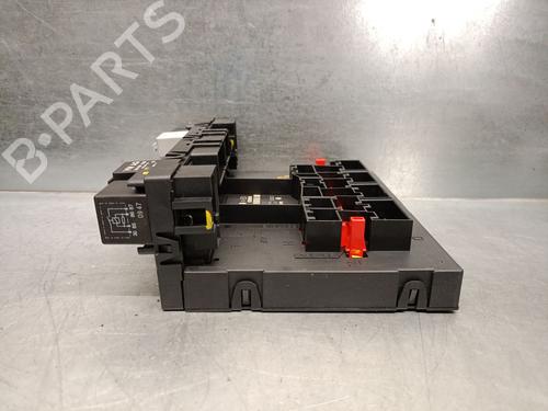 Fuse box VW PASSAT B6 (3C2) 2.0 TDI 16V | BP22248810E1 