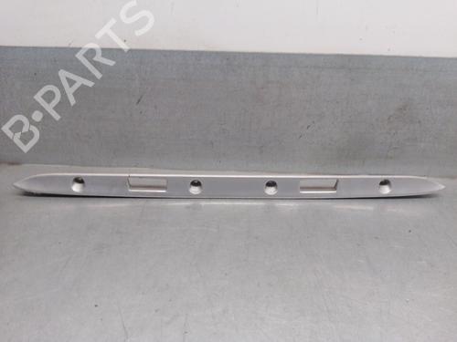 Used Tailgate handle MERCEDES-BENZ E-CLASS (W210) E 320 (210.065) (224 hp) 25911312