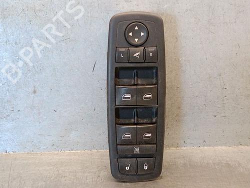 Używane Przełącznik szyby przedniej lewej Przełącznik szyby przedniej lewej DODGE JOURNEY 2.0 CRD (136 hp) 37464891 37464891