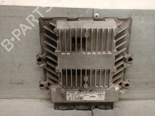 engine-control-unit-ecu-ford-focus-ii-da_-hcp-dp-2004-2005-2006-2007-2008-2009-2010-2011-2012-2013-31590505 main image