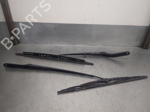 Used Front windshield wiper arm BMW X5 (E53) 3.0 d (218 hp) 13499909