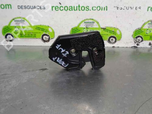 Tailgate lock LAND ROVER DISCOVERY III (L319) 2.7 TD 4x4 | BP5252315C101 