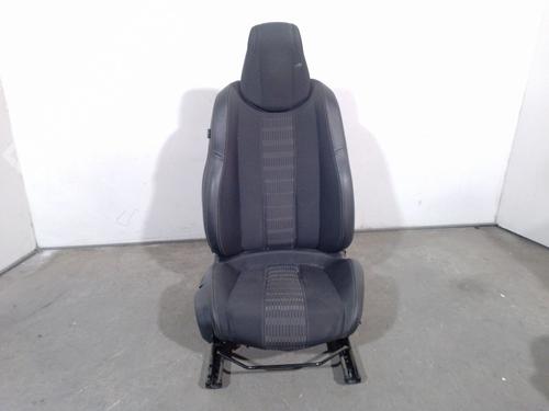 Used Right front seat PEUGEOT 308 SW II (LC_, LJ_, LR_, LX_, L4_) 1.5 BlueHDi 130 (131 hp) 25381642