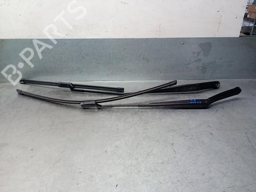 front-windshield-wiper-arm-vw-passat-b8-variant-3g5-cb5-2014-31832312 main image