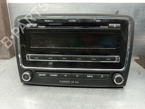 Used Radio SKODA SUPERB II (3T4) 2.0 TDI 16V 4x4 (140 hp) 22995321