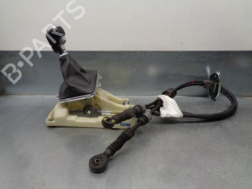 Gear lever HYUNDAI i30 (GD) 1.4 CRDi | BP8684449M90 