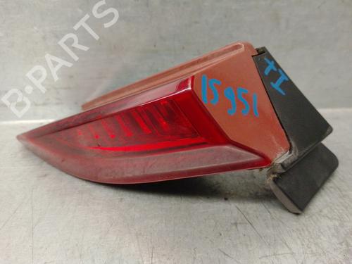 Used Left tailgate light Left tailgate light 12115982 12115982