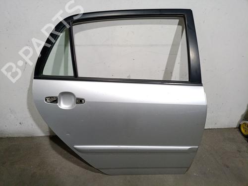 Used Right rear door TOYOTA COROLLA (_E12_) 2.0 D-4D (CDE120R, CDE120L_) (116 hp) 28316462