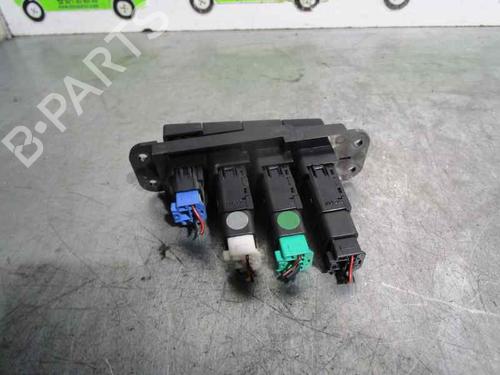 Switch KIA CARNIVAL II (GQ) 2.9 CRDi | BP20247869I30 