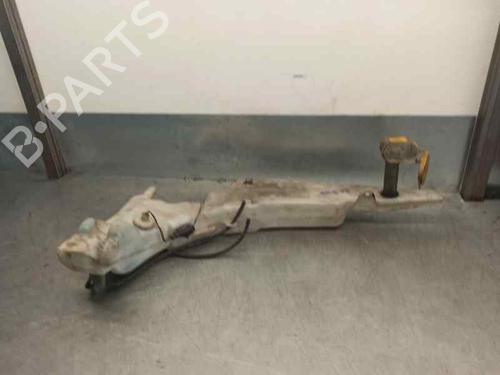 Used Windscreen washer tank FORD FOCUS II (DA_, HCP, DP) 1.6 TDCi (109 hp) 7447378