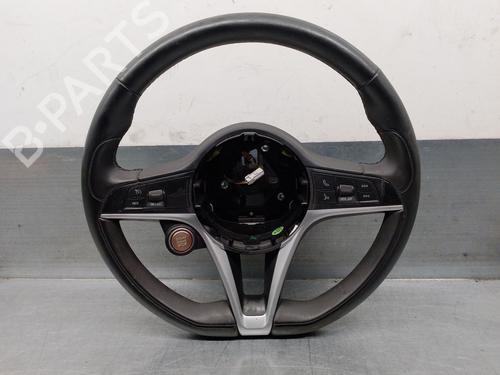Used Steering wheel Steering wheel 17207458 17207458
