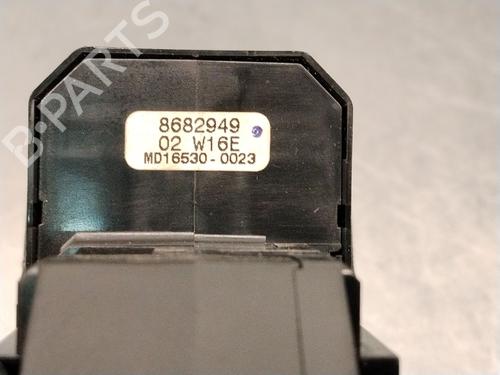 Left front window switch VOLVO V70 II (285) 2.4 T | BP38466329I27 - Image 5