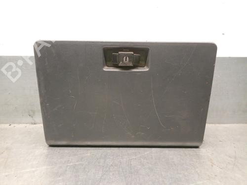 Used Glove box MITSUBISHI PAJERO I Canvas Top (L04_G) 2.5 TD (L044G, L049G) (95 hp) 31947706