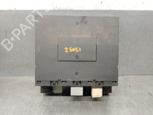 Fuse box VW GOLF PLUS V (5M1, 521) 1.9 TDI | BP33337872E1 - Image 2