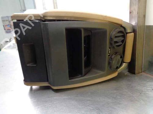 Armrest / Center console LAND ROVER RANGE ROVER SPORT I (L320) 2.7 D 4x4 | BP7162789I20 
