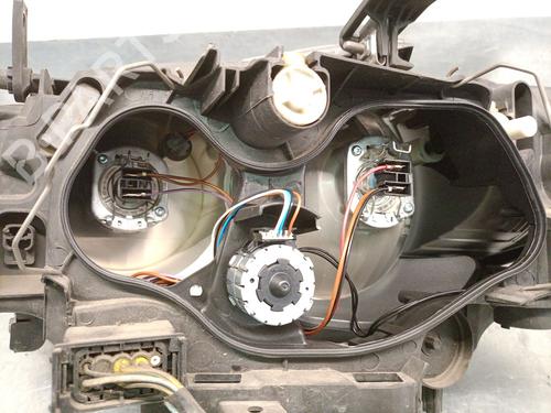 Right headlight BMW 1 (E87) 118 d | BP27180111C29 - Image 2