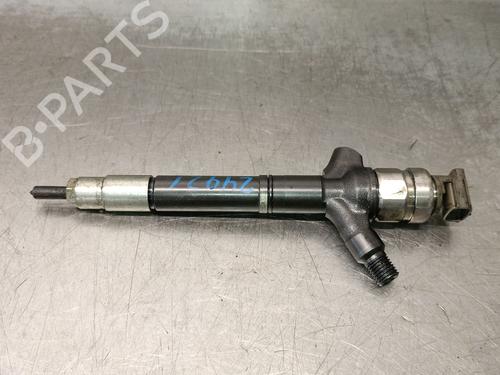 Used Injector Injector TOYOTA AVENSIS Saloon (_T25_) 2.0 D-4D (ADT250_, ADT250R) (126 hp) 33203641 33203641