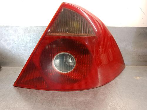 Used Right taillight FORD MONDEO III Saloon (B4Y) 2.0 TDCi (130 hp) 28095915