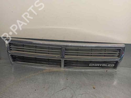 Used Grille CHRYSLER VOYAGER II (ES) [1990-1995]  6295960