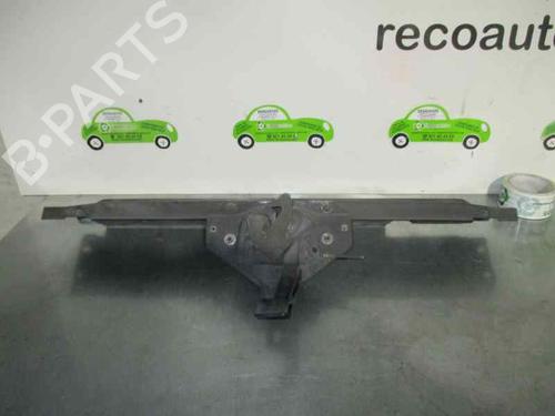 Frontplade/Frontkurv Frontplade/Frontkurv ALFA ROMEO 166 (936_) 2.4 JTD (936AXA00, 936A3B00) (150 hp) 2068710 2068710
