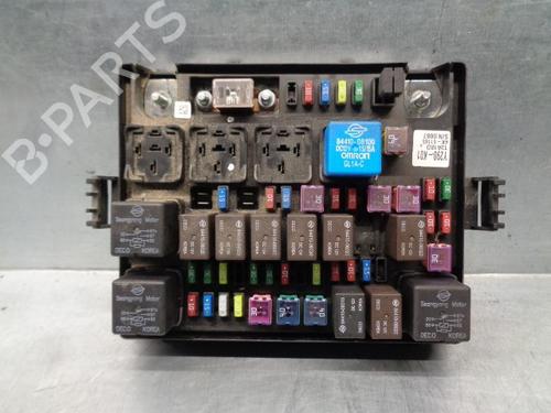 Used Fuse box SSANGYONG REXTON W / REXTON 2.0 Xdi All-wheel Drive (155 hp) 9275611