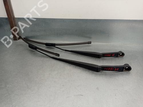 Used Front windshield wiper arm SUBARU LEGACY V Estate (BR) 2.0 D AWD (150 hp) 11290713