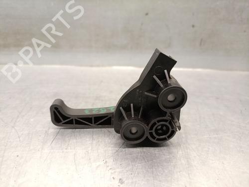 Hood lock KIA NIRO I (DE) 1.6 GDI Hybrid | BP26556490C133 