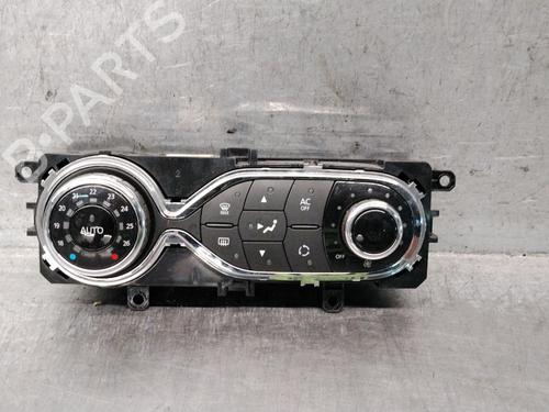 climate-control-renault-captur-i-j5_-h5_-2013-36391555 main image