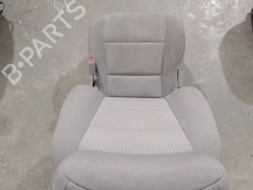 Right front seat KIA SORENTO I (JC) 2.5 CRDi 4WD | BP22216214C16 