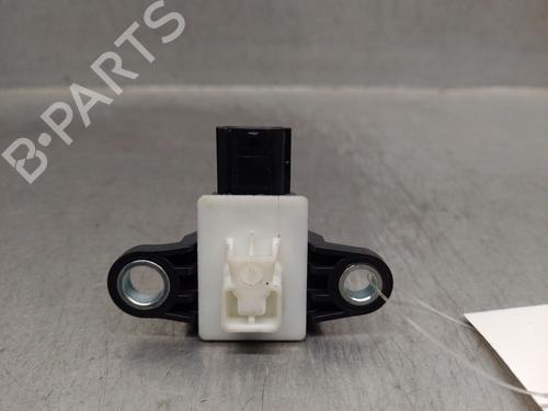 Used Electronic module RENAULT KOLEOS II (HC_) 2.0 dCi 175 4WD (177 hp) 32217088