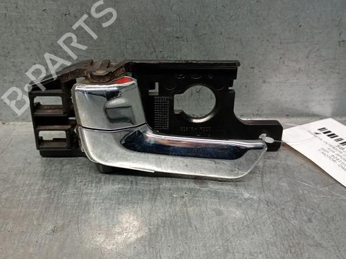 Venstre foran invendig håndtak KIA SPORTAGE II (JE_, KM_) 2.0 CRDi (140 hp) 32666934